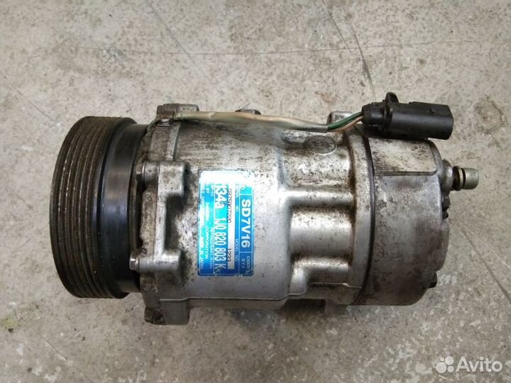 Компрессор кондиционера Фольксваген Джетта 4 2.0