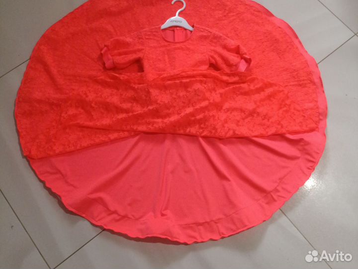 Платье для бальных танцев