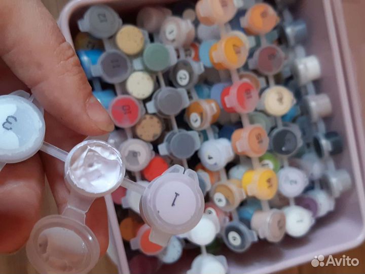 Краски акриловые