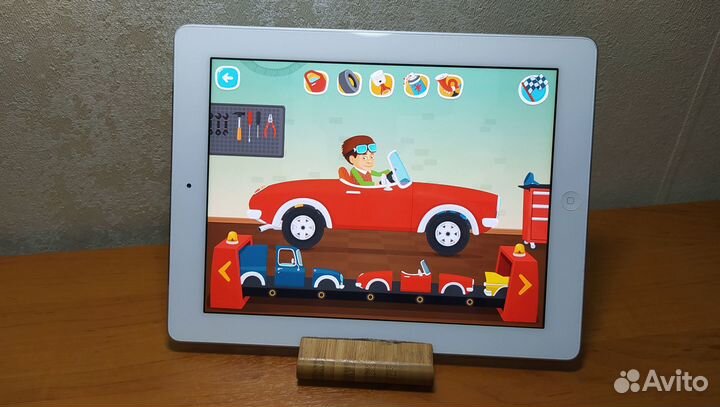 iPad 2 Wi-Fi + 3G 16 Gb + игры