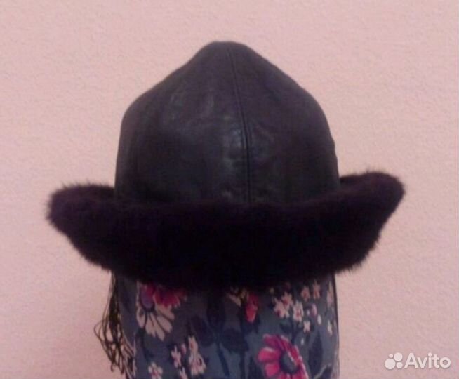 Зимняя новая шапка