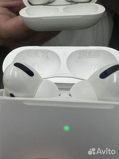 Беспроводные наушники Apple AirPods Pro 2