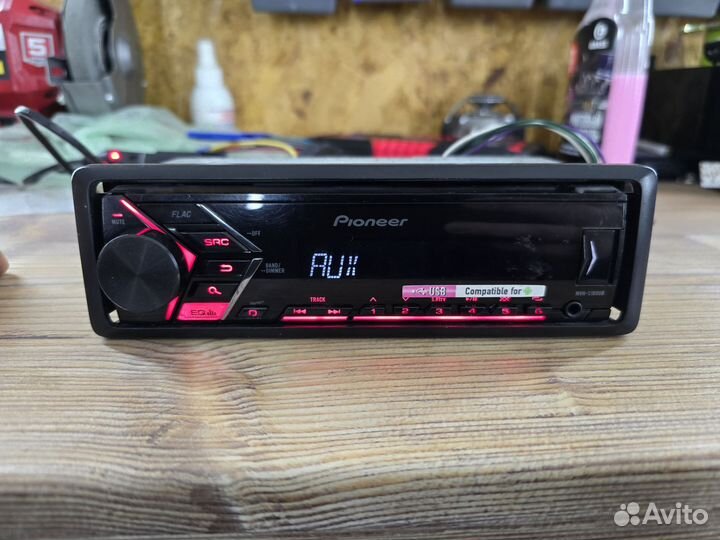 Магнитола Pioneer mvh-s100ub