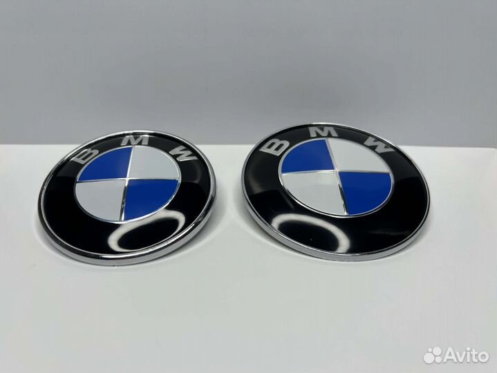 Эмблема BMW на капот логотип новый