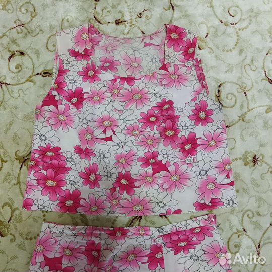 Костюм женский