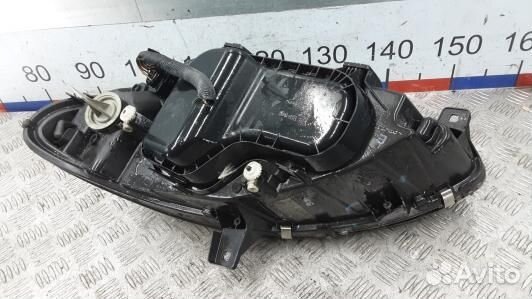 Фара правая mercedes benz vito W639 (2UK11MU01)