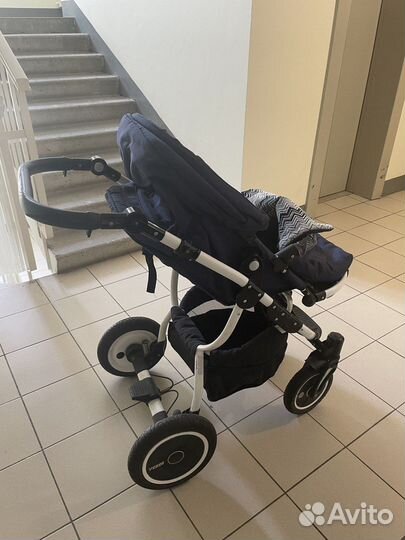 Коляска в отличном состоянии 2 в 1