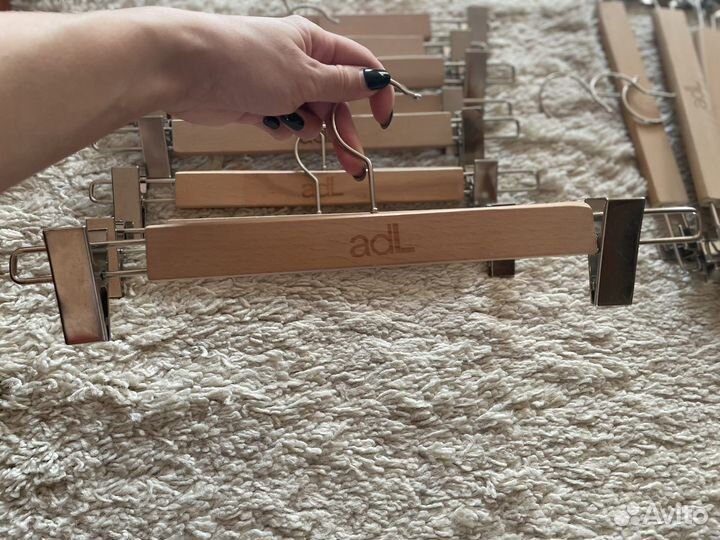 Вешалки плечики деревянные