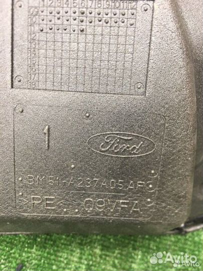 Шумоизоляция двери передняя левая Ford Focus