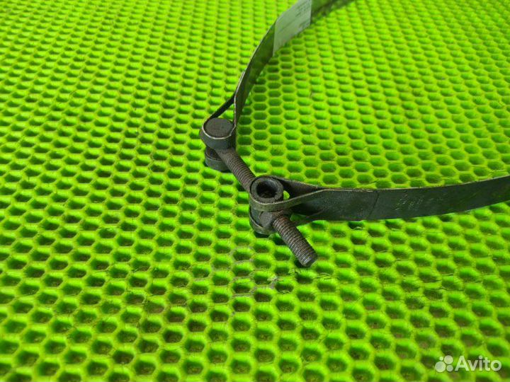 Хомут ресивера передний Man Tgx