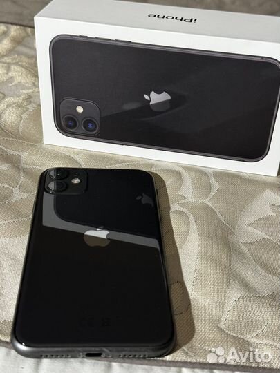 iPhone 11, 64 ГБ