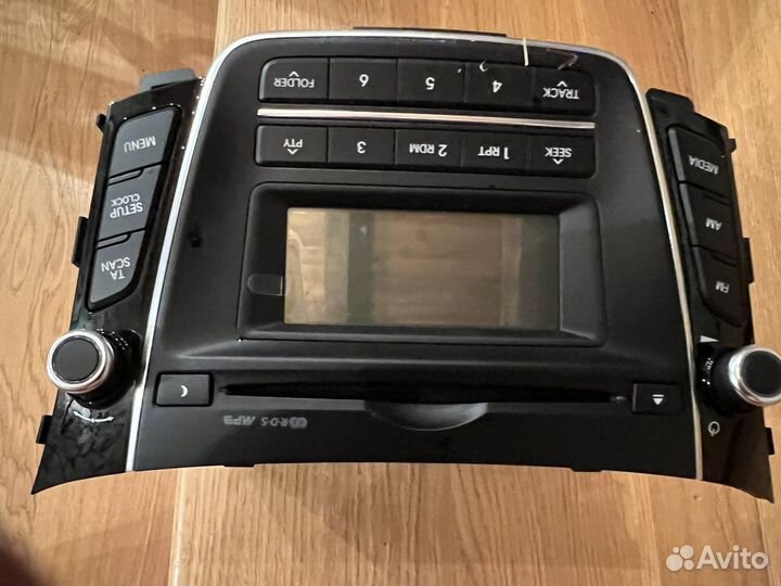 Продам магнитолу оригинал от Hyundai i30