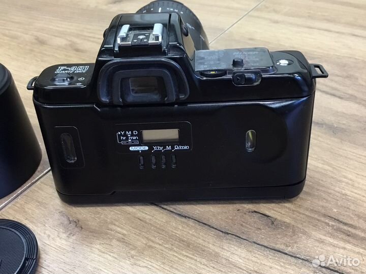 Nikon F-401 AF + Sigma 70-300 / 1:4-5,6 DL macro