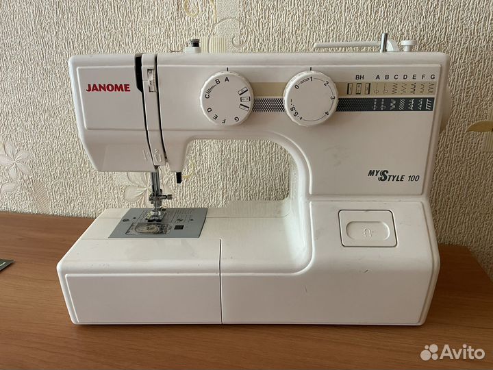 Швейная машина Janome my style 100
