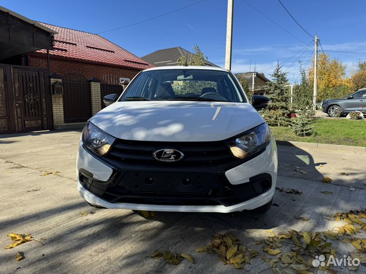 LADA Granta 1.6 МТ, 2024, 4 км