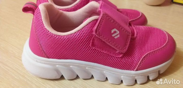 Кроссовки для девочки 29 размер