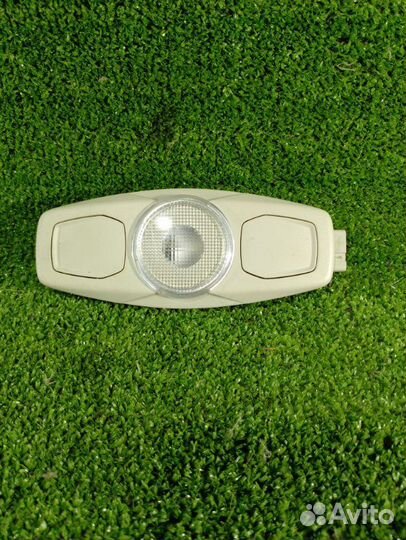 Плафон подсветки салона Ford Focus 3 хэтчбэк 1.6