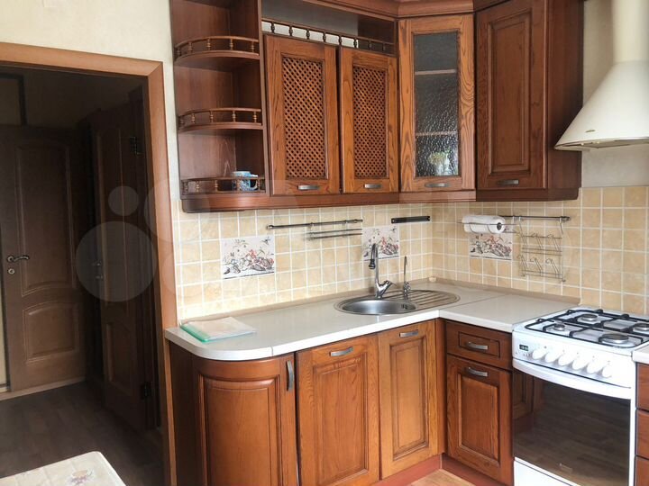 2-к. квартира, 55 м², 6/9 эт.