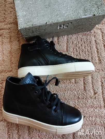 Ботинки для девочки 31(32)