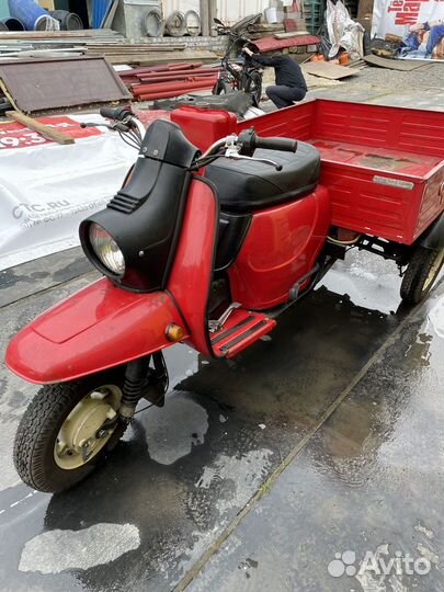 Грузовой мотороллер