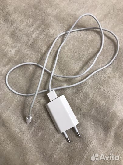 Телефон iPhone 7