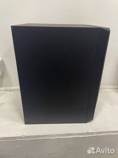 Студийный монитор JBL 305P mkii