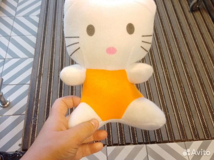 Игрушка Hello Kitty