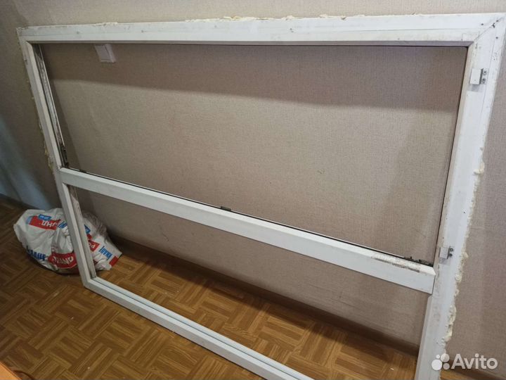 Продам б/у пластиковое окно