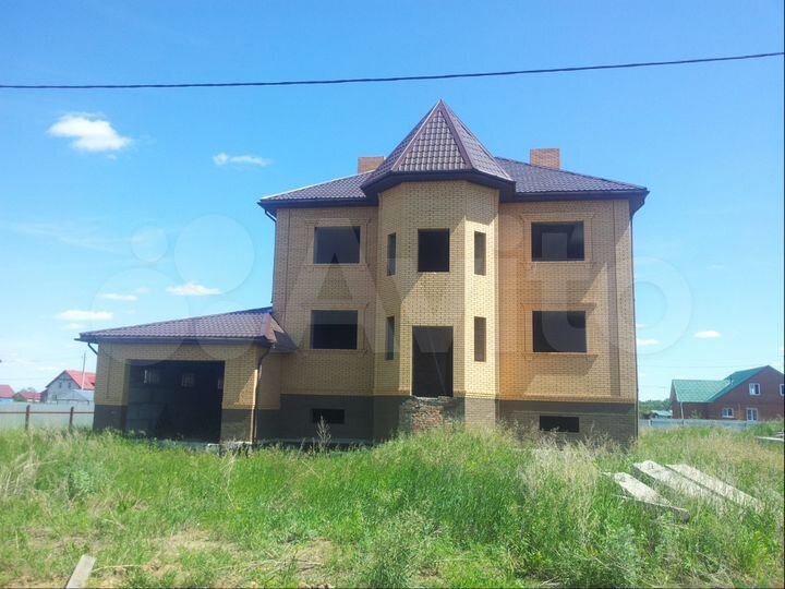 Коттедж 450 м² на участке 15 сот.