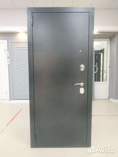 Дверь входная