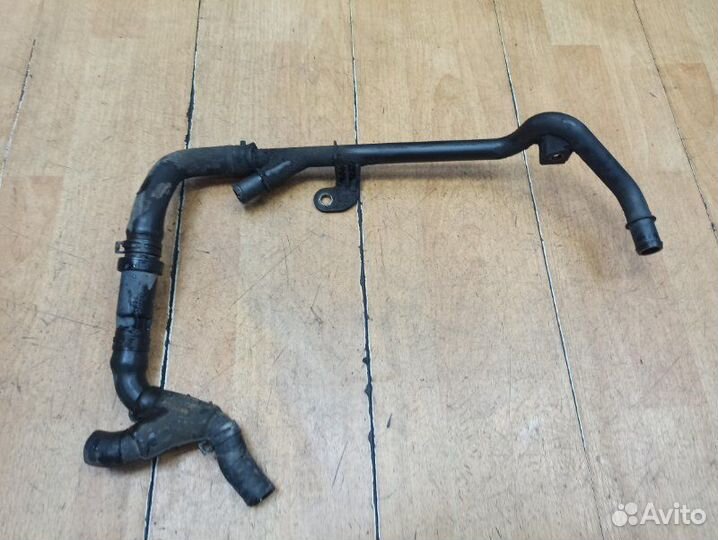 Патрубок системы охлаждения двигателя Ford Mondeo