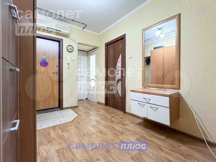 3-к. квартира, 69,4 м², 1/9 эт.