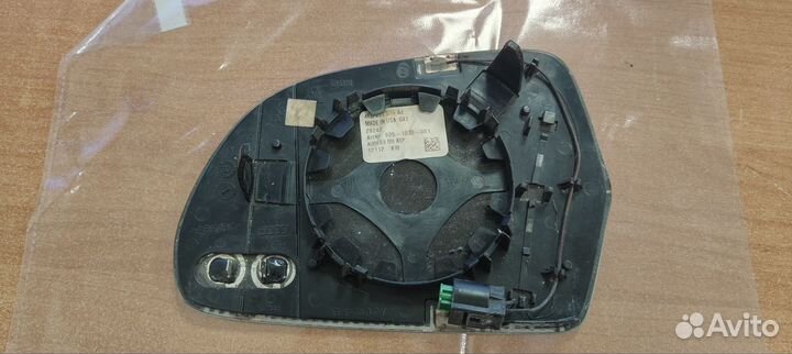 Зеркальный элемент правый фотохром Octavia A5FL