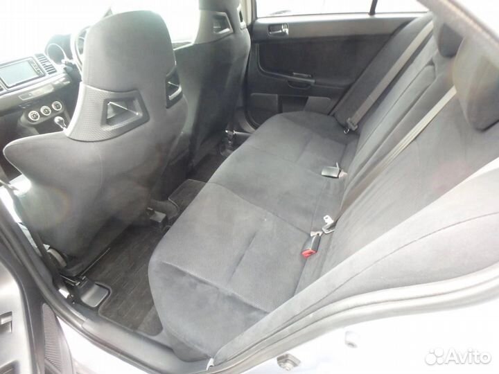 Сиденья ковши Recaro Mitsubishi Lancer Evolution X