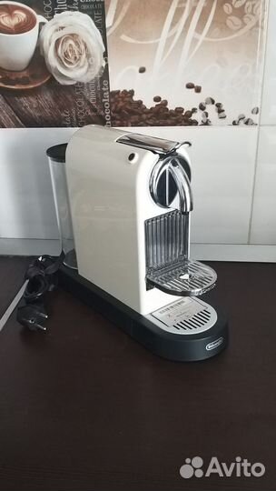 Кофеварка капсульная nespresso delonghi 165