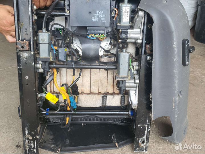 Кожаный салон с перфорацией (обдув) saab 9-5