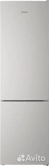 Холодильник двухкамерный Indesit ITR 4200 W