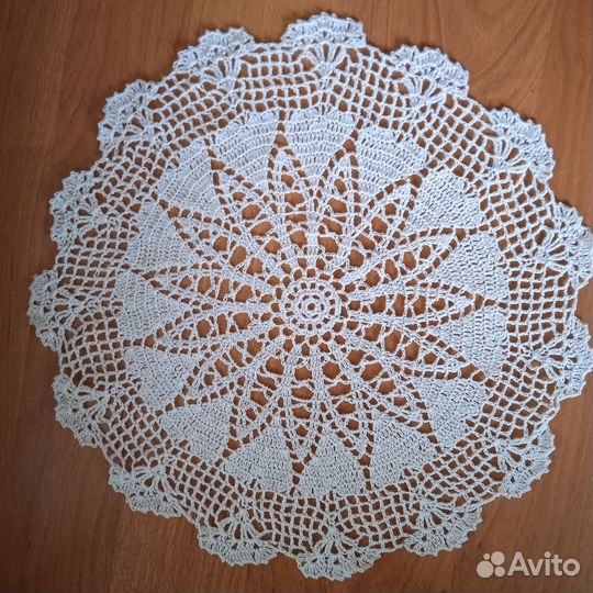 Салфетка ажурная, ручная работа