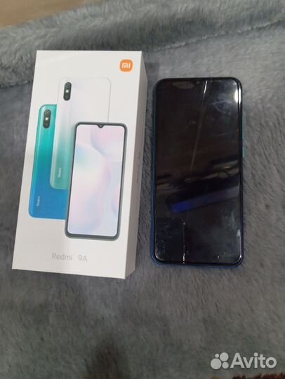 Xiaomi Mi 9, 4/64 ГБ