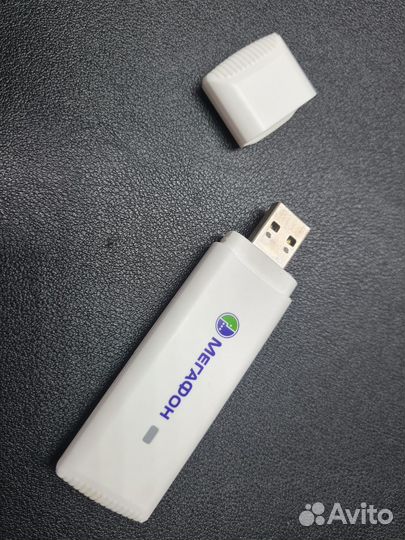 Продаётся 3G USB-модем E1750 (Мегафон)
