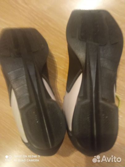 Лыжные ботинки