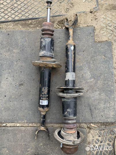 Стойки передние Пассат Б5+ разборка