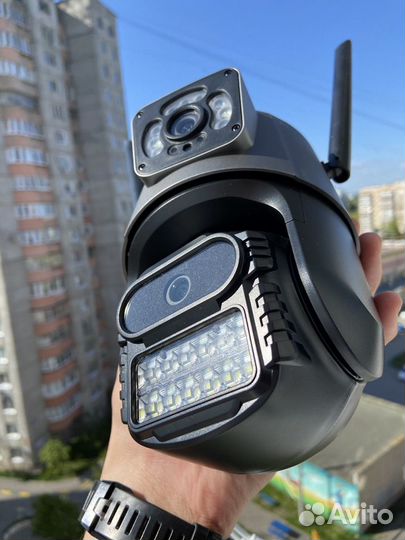 Уличная Wi-Fi камера видеонаблюдения с мигалкой