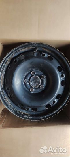 Штампованные Диски r15 на volkswagen polo