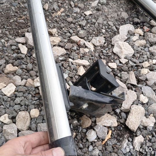 Поперечины на крышу с универсальным креплением