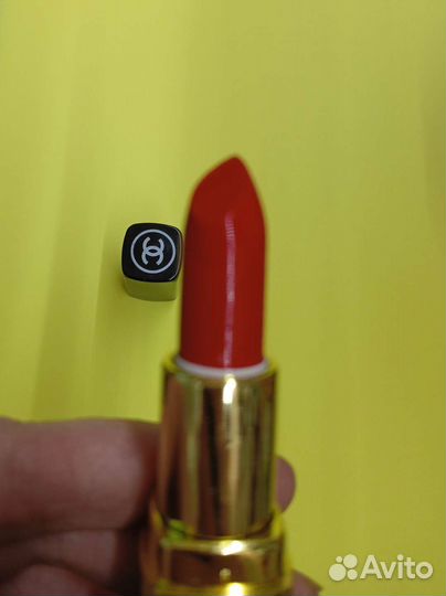 Губная помада