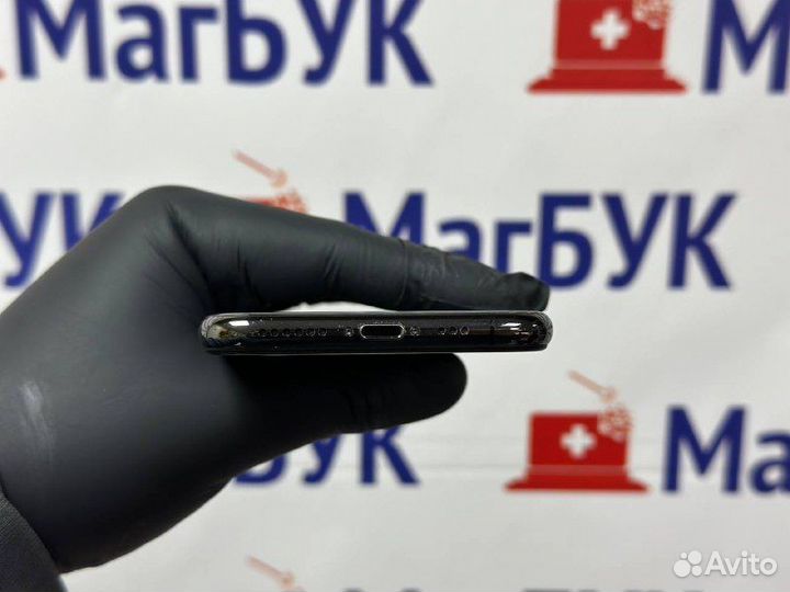 iPhone Xs, 64 ГБ