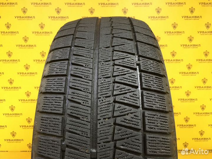 Bridgestone Blizzak Revo GZ 215/50 R17 91S