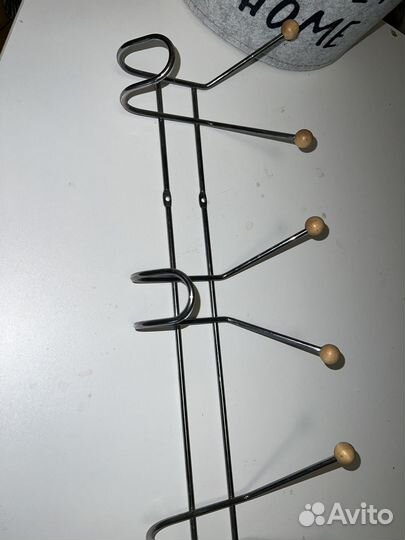 Вешалка настенная классная