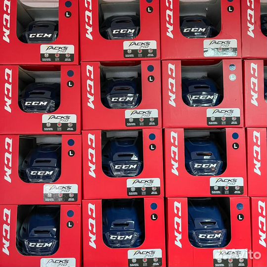 Хоккейные шлемы CCM